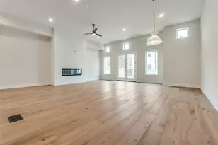 250 E Dallas Rd, Grapevine, TX 76051 - Photo 10
