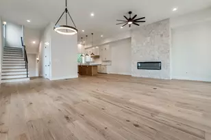 250 E Dallas Rd, Grapevine, TX 76051 - Photo 12