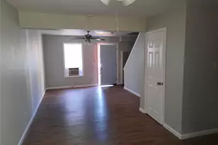 1011 Vine St, Weatherford, TX 76086 - Photo 2