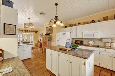 407 N Avenue Z, Clifton, TX 76634 - Photo 10