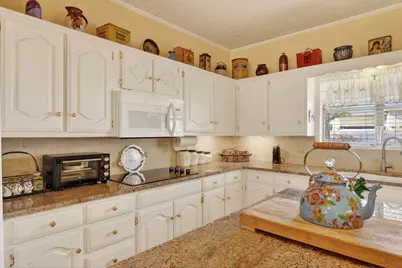 407 N Avenue Z, Clifton, TX 76634 - Photo 12