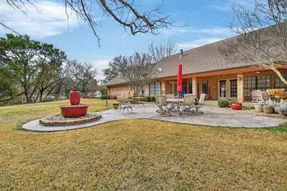 407 N Avenue Z, Clifton, TX 76634 - Photo 34