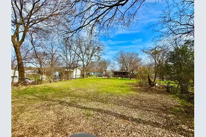 4813 Sandage Avenue, Fort Worth, TX 76115 - Photo 2