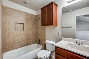 598 Harbour Town Dr, Hickory Creek, TX 75065 - Photo 10