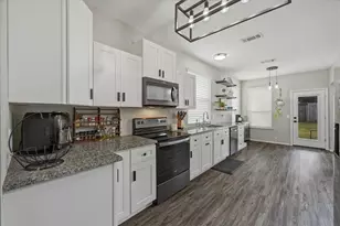 322 Sweet Leaf Ln, Lake Dallas, TX 75065 - Photo 6