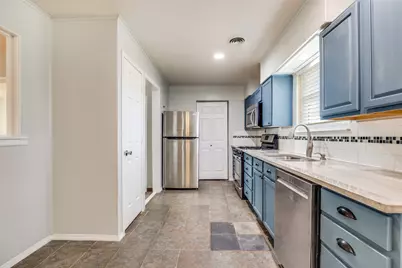 611 Fairview Drive, Richardson, TX 75081 - Photo 12