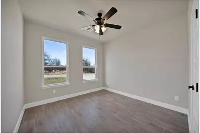 617 Lanai Circle, Runaway Bay, TX 76426 - Photo 24