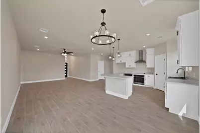 617 Lanai Circle, Runaway Bay, TX 76426 - Photo 16