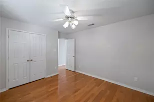 2402 Crockett Ct, Grapevine, TX 76051 - Photo 26