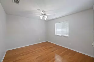 2402 Crockett Ct, Grapevine, TX 76051 - Photo 22