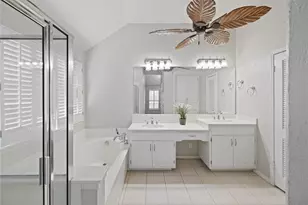 2402 Crockett Ct, Grapevine, TX 76051 - Photo 20