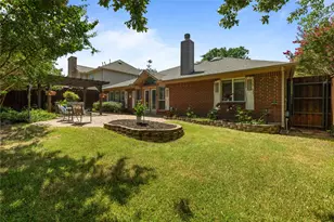 2402 Crockett Ct, Grapevine, TX 76051 - Photo 28