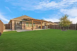 1700 Adams Dr, Little Elm, TX 75068 - Photo 18