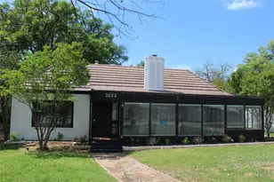 3232 Bellaire Dr W, Fort Worth, TX 76109 - Photo 2