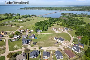 140 Egret Cir, Point, TX 75472 - Photo 2