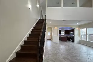 204 Pearl Ln, Lake Dallas, TX 75065 - Photo 4