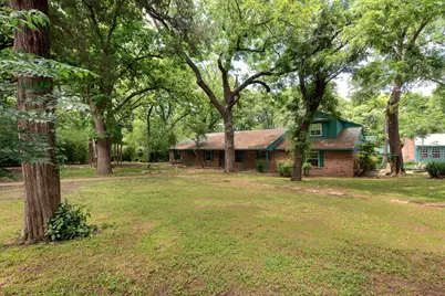 5731 Mona Lane, Dallas, TX 75236 - Photo 2