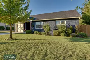 520 W Bluff, Granbury, TX 76048 - Photo 36