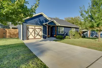 520 W Bluff, Granbury, TX 76048 - Photo 1