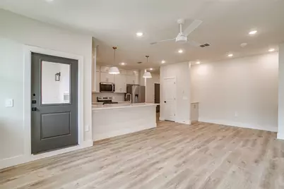 408 Foch Street #201, Fort Worth, TX 76107 - Photo 10
