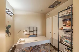 2323 N Houston St, Dallas, TX 75219 - Photo 20