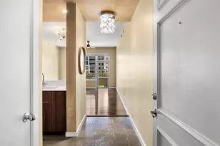 2323 N Houston St, Dallas, TX 75219 - Photo 18