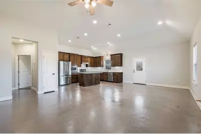 1021 N Maple Street, Muenster, TX 76252 - Photo 4