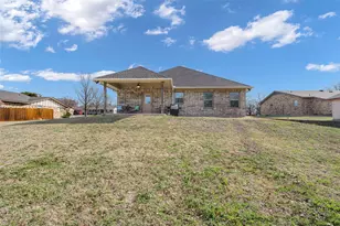 1021 N Maple St, Muenster, TX 76252 - Photo 18