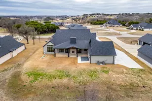 456 Acorn Trl, Granbury, TX 76049 - Photo 8