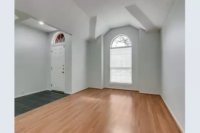 4801 Holly Berry Drive, Plano, TX 75093 - Photo 2