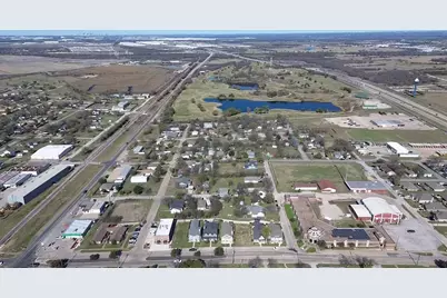 205 E 5th Street, Ferris, TX 75125 - Photo 2