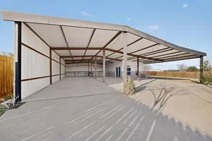 819 Hoss Rd, Sanger, TX 76266 - Photo 26