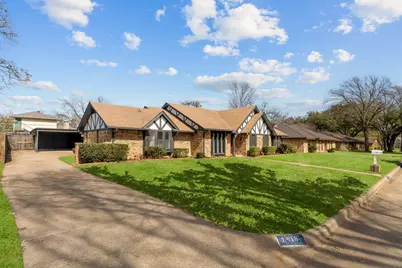 2414 Postbridge Road, Grand Prairie, TX 75050 - Photo 2