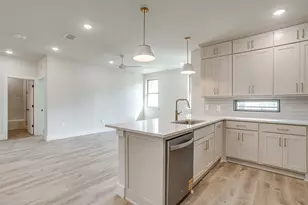 408 Foch St, Fort Worth, TX 76107 - Photo 8