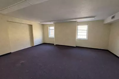 213 N Burnett Avenue, Denison, TX 75020 - Photo 10