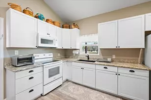 6819 Evergreen Ct, Weatherford, TX 76087 - Photo 12