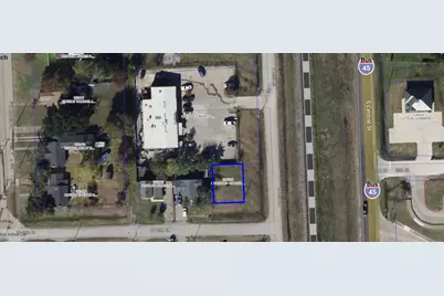 203 W 10th Street, Ferris, TX 75125 - Photo 1