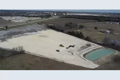 1601 N Interstate 45, Palmer, TX 75152 - Photo 1