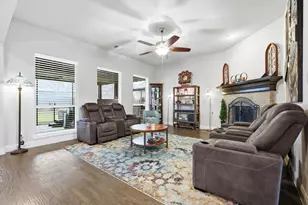 4900 Bonfire Way, Aubrey, TX 76227 - Photo 6