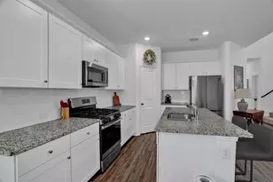 2301 Pyrite Dr, Little Elm, TX 76227 - Photo 6