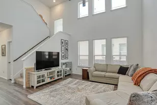 2301 Pyrite Dr, Little Elm, TX 76227 - Photo 2