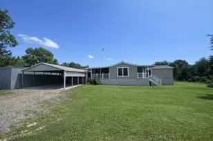 400 Avenue D, Point, TX 75472 - Photo 2