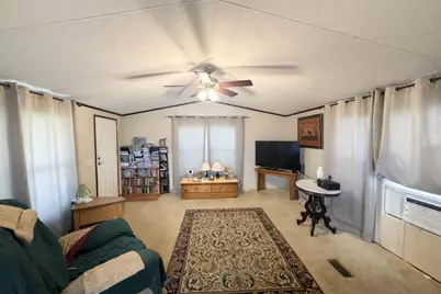 400 Avenue D, Point, TX 75472 - Photo 4