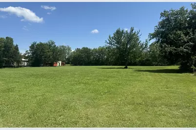 400 Avenue D, Point, TX 75472 - Photo 14