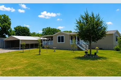 400 Avenue D, Point, TX 75472 - Photo 2