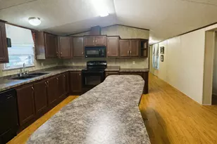 400 Avenue D, Point, TX 75472 - Photo 6