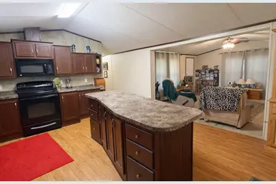 400 Avenue D, Point, TX 75472 - Photo 4