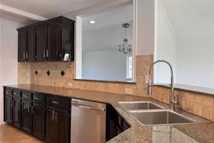 1734 Sterling Ln, Lewisville, TX 75067 - Photo 8