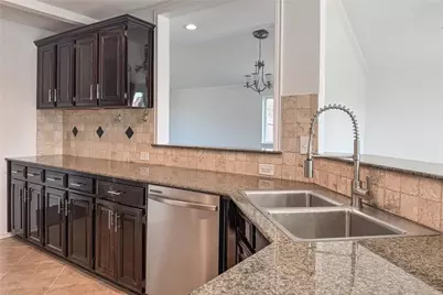 1734 Sterling Lane, Lewisville, TX 75067 - Photo 8