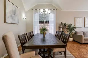 124 Stonecreek Dr, Irving, TX 75063 - Photo 6